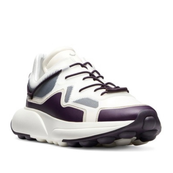 NWOT Stuart Weitzman SW1 - Picture 1 of 6